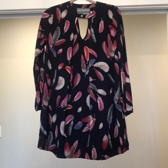 Dresses & Skirts - Mini Dress - Size Small